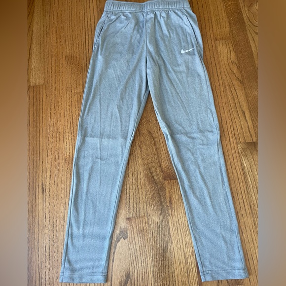Nike Kids Light Gray Sweatpants - Picture 6 of 9